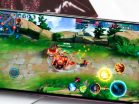 玩游戏太烫,手机放冰箱冷却。