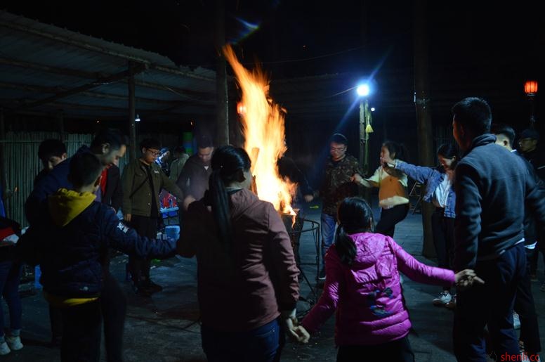 成都拓展公司,成都拓展培训,成都拓展训练企业团建,亲子活动,成都拓展价格,企业年会,团队建设,拓展活动